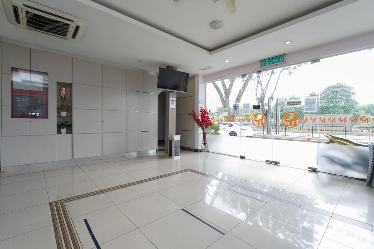 קואלה לומפור Capital O 89919 Hotel Hari Hari מראה חיצוני תמונה